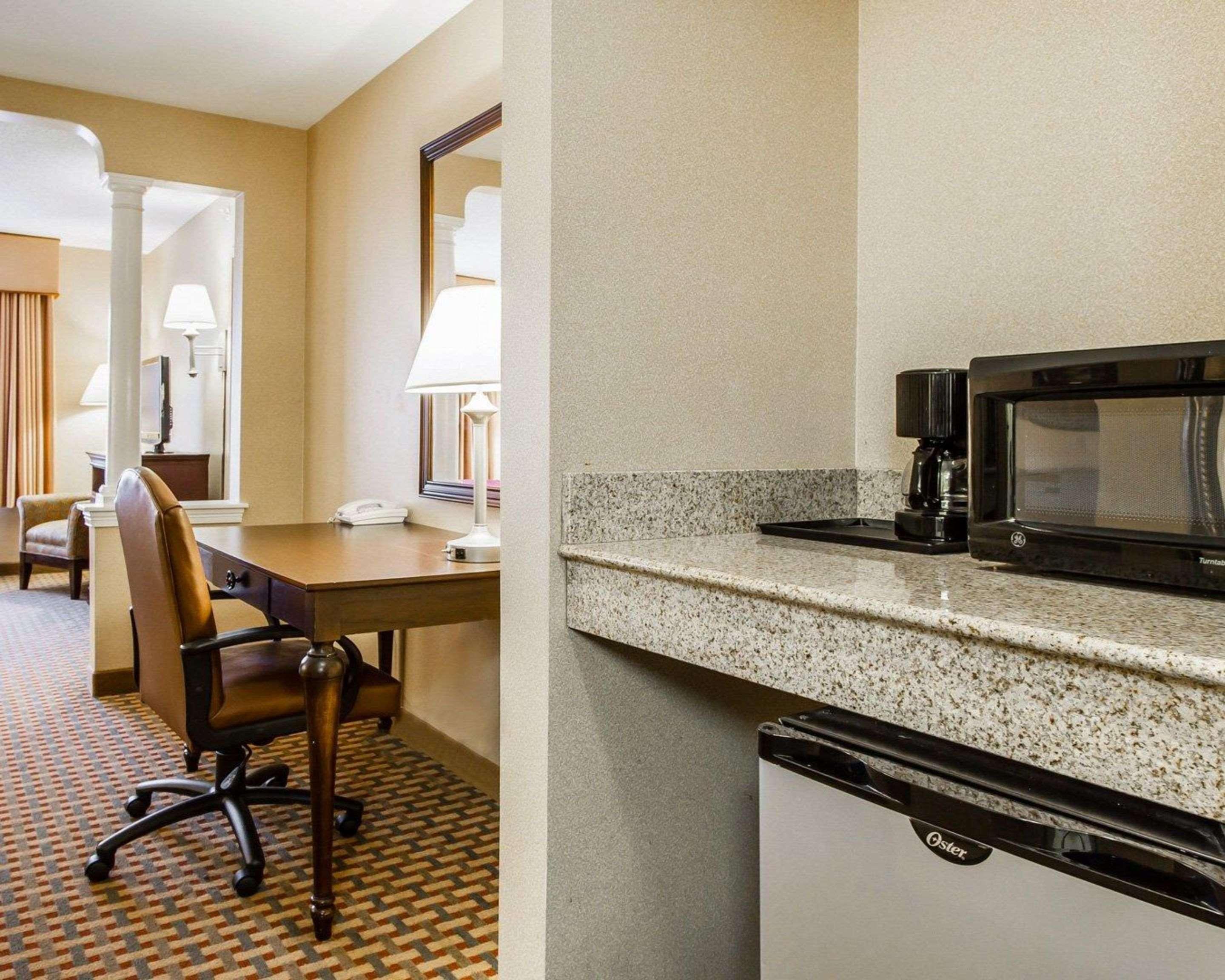 Comfort Inn & Suites Scarborough-Portland Eksteriør billede