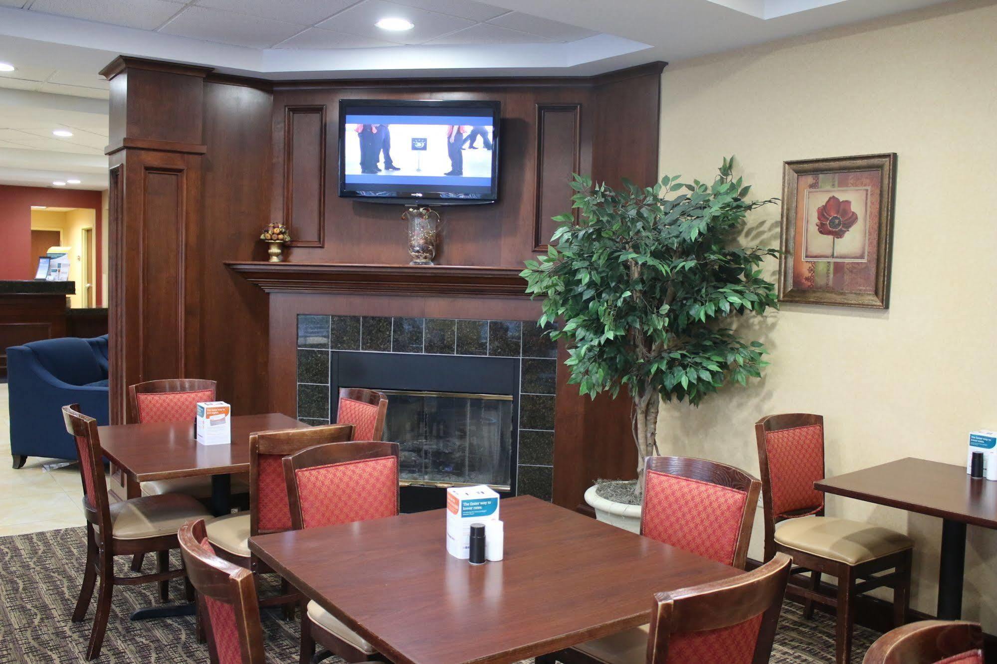 Comfort Inn & Suites Scarborough-Portland Eksteriør billede